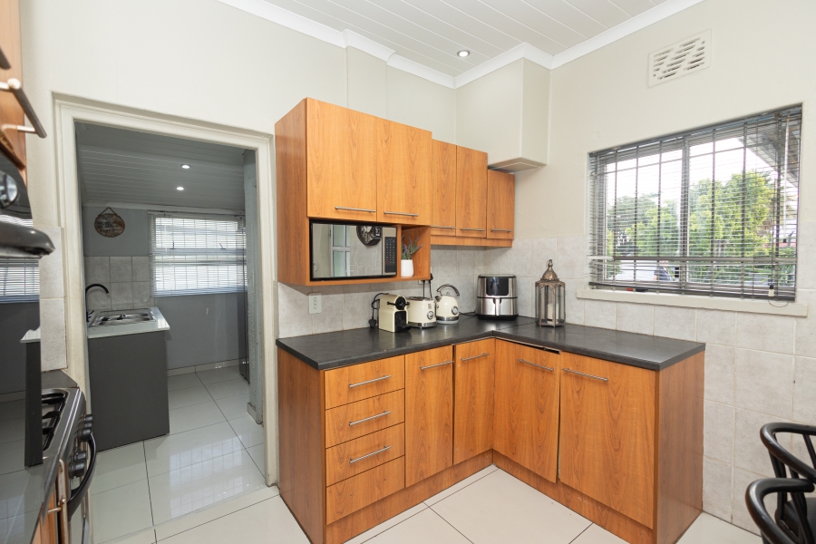 2 Bedroom Property for Sale in Ruyterwacht Western Cape